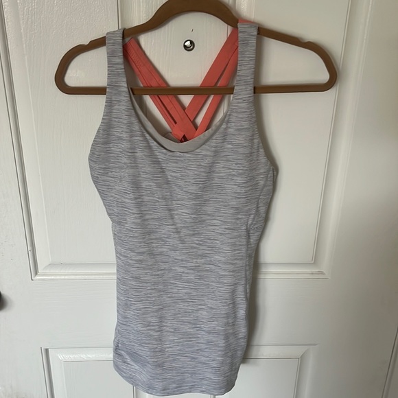 LuLulemon Athletic Top - Picture 1 of 4